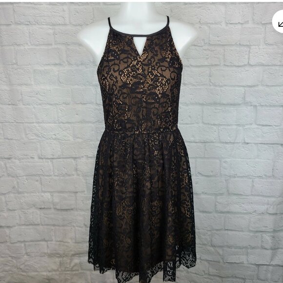 NWT Bar III Women's Small Fit & Flare Dress Black Lace High-Neck Sleeveless XL - Picture 1 of 2